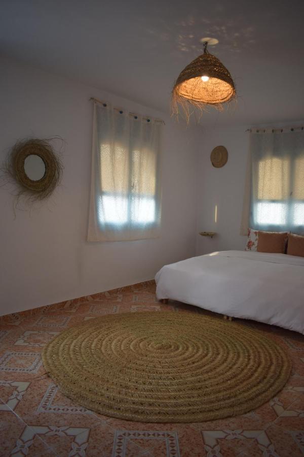 Sunny Wave Taghazout Surf & Yoga Hotel Exterior foto